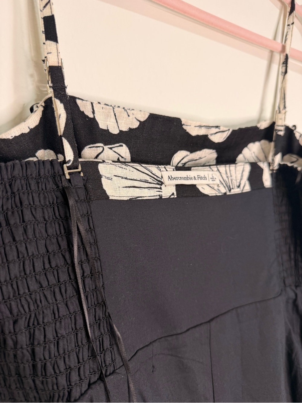 Beach Abercrombie & Fitch Black Shell-Print Mini Dress - Picture 8 of 10
